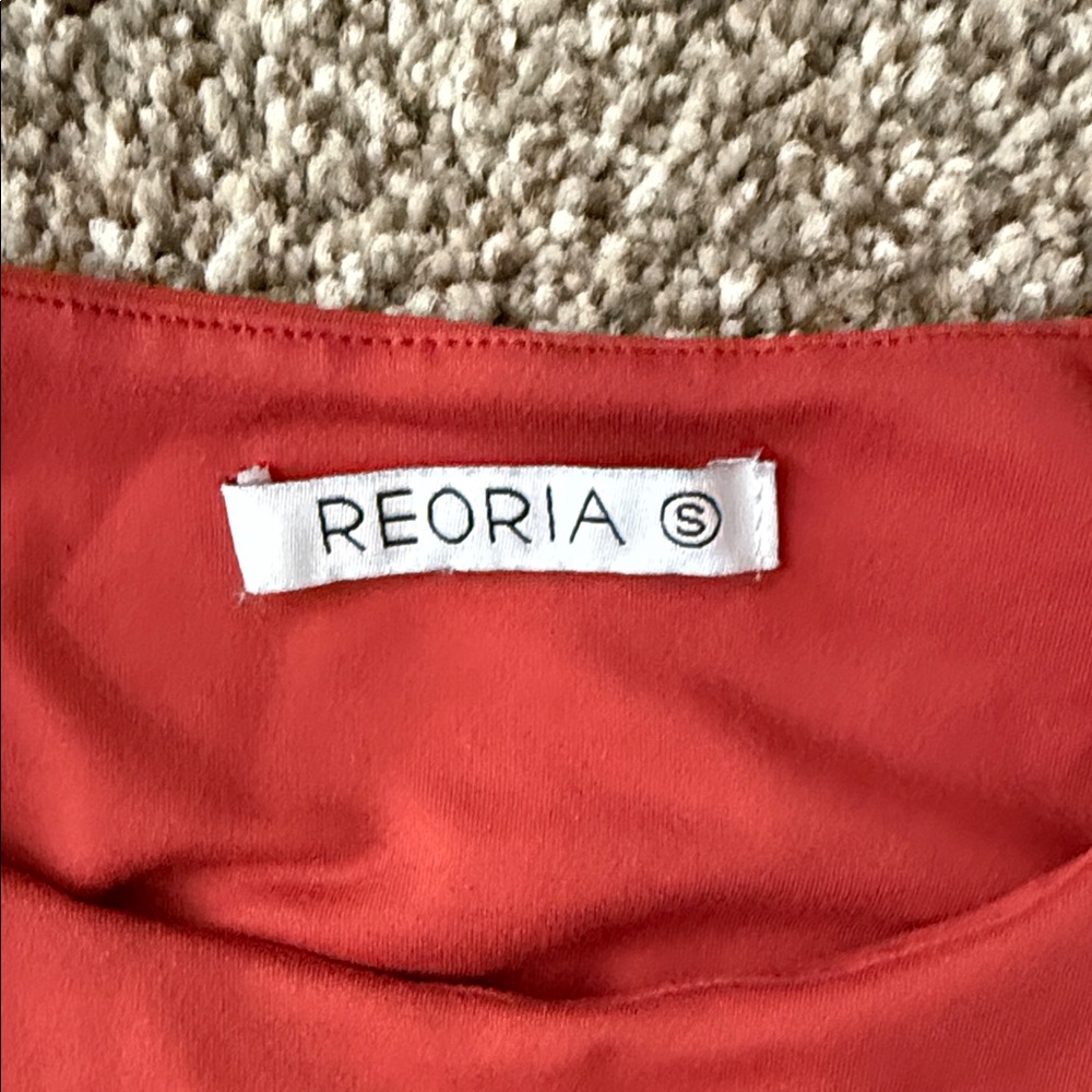 ReoRia Red Sleeveless Bodysuit - Picture 2 of 2